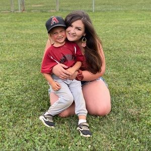 Meet your Posher, Madison